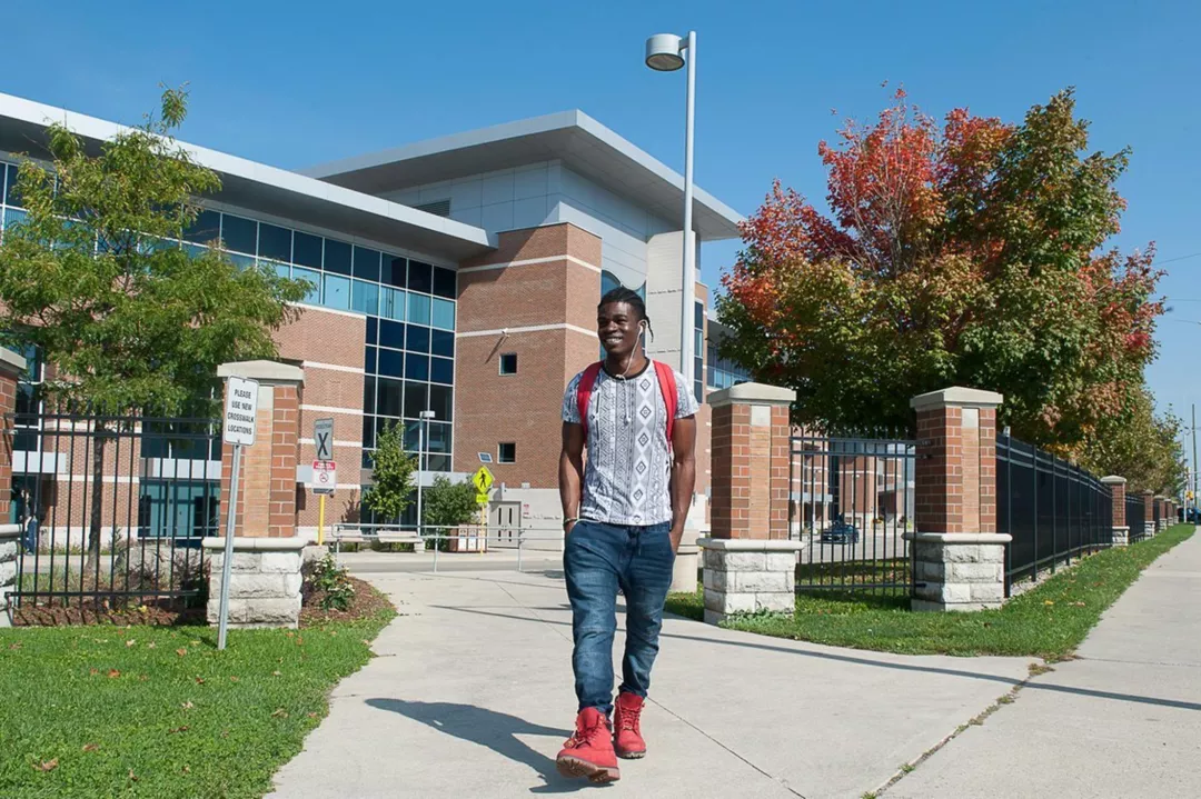 Fanshawe-College-Student-Entrance-October2022