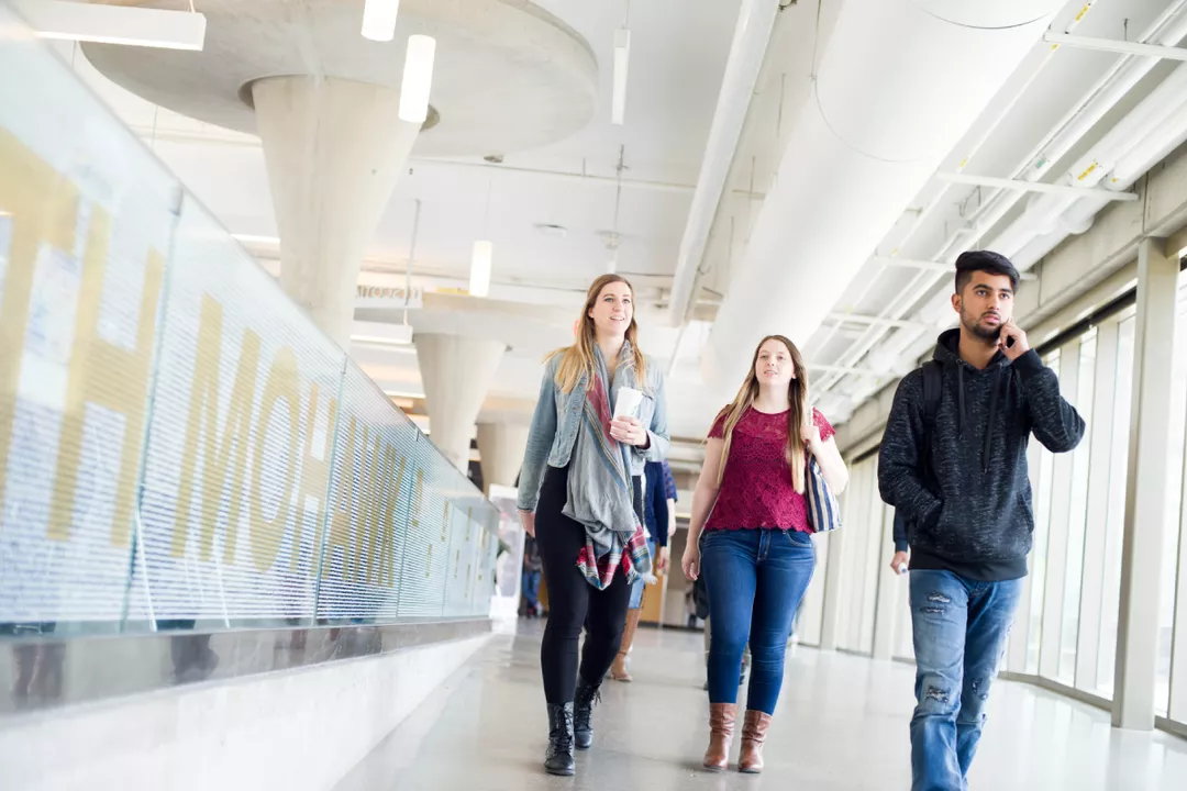 Mohawk-College-Fennell-Student-Hallway-May2020